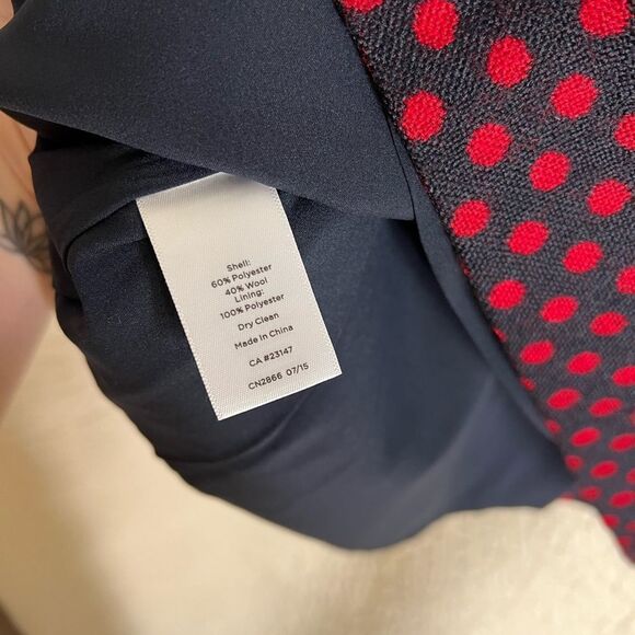 NWT Talbots Navy and Red Polka Dot Skirt - Picture 5 of 5